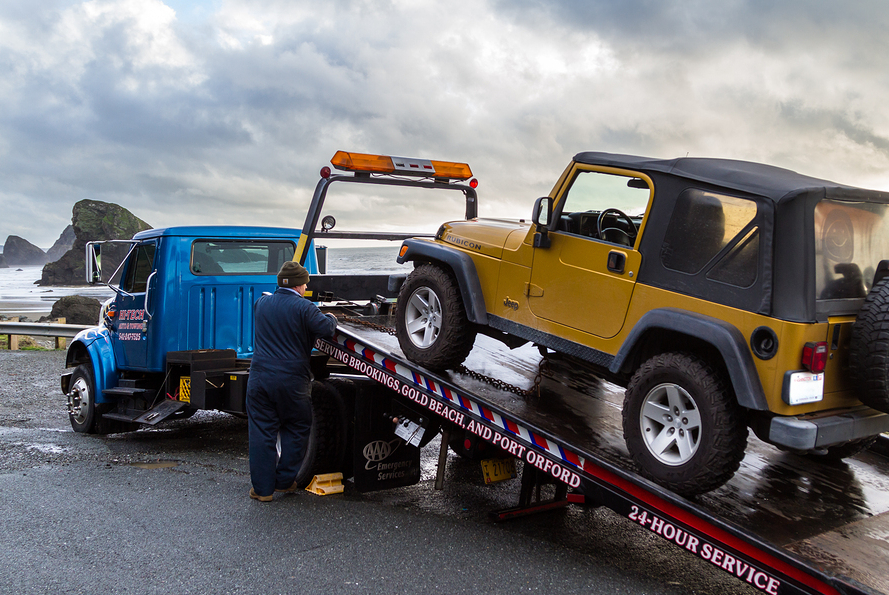 this is a picture of Oakland Park truck towing services